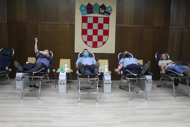 Slika /2021/darivanje krvi1.JPG